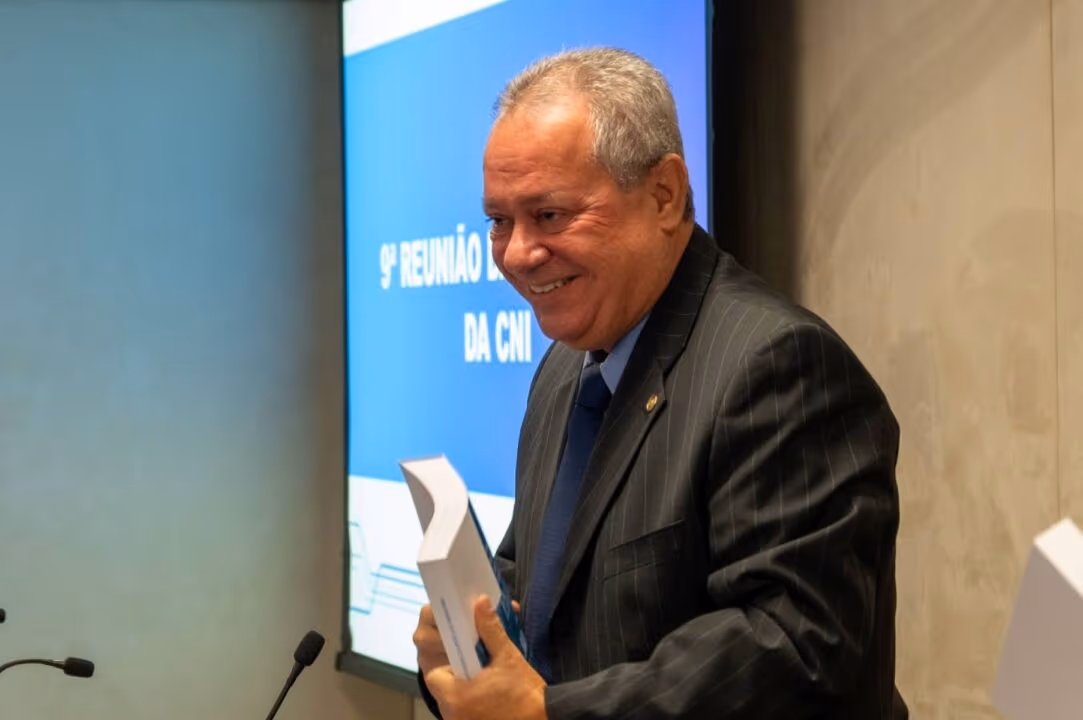 CNI pressiona Congresso contra fim da escala 6×1
