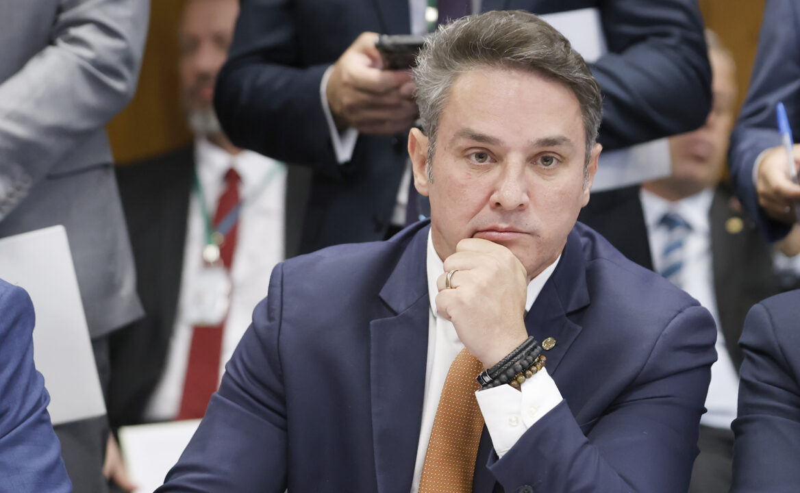 Zucco cobra solução para dívidas rurais e vê “enrolação” do governo
