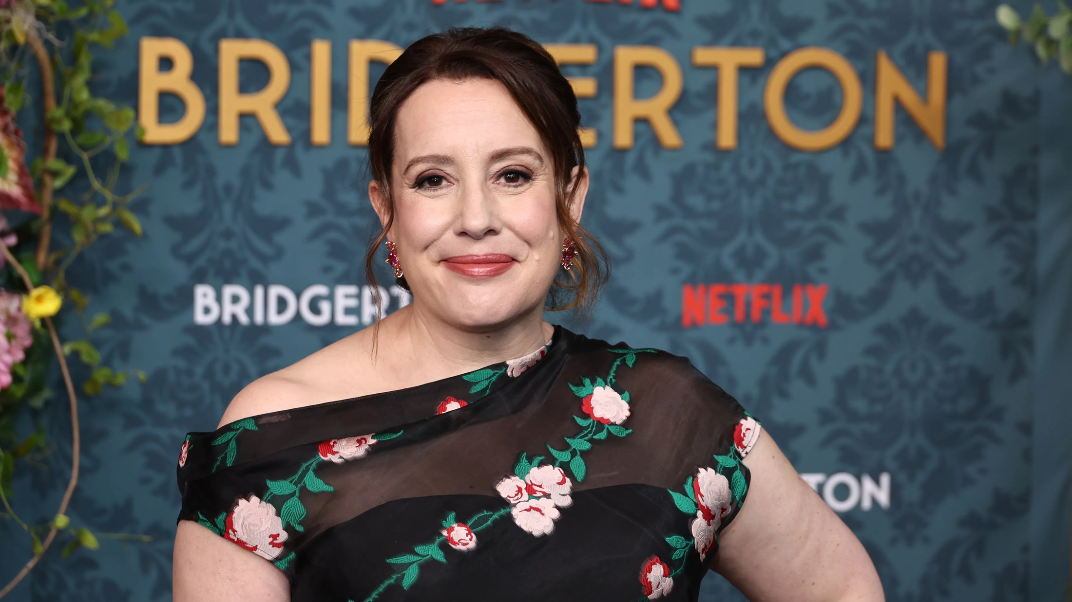 Autora de Bridgerton impõe condição para mudanças na Netflix