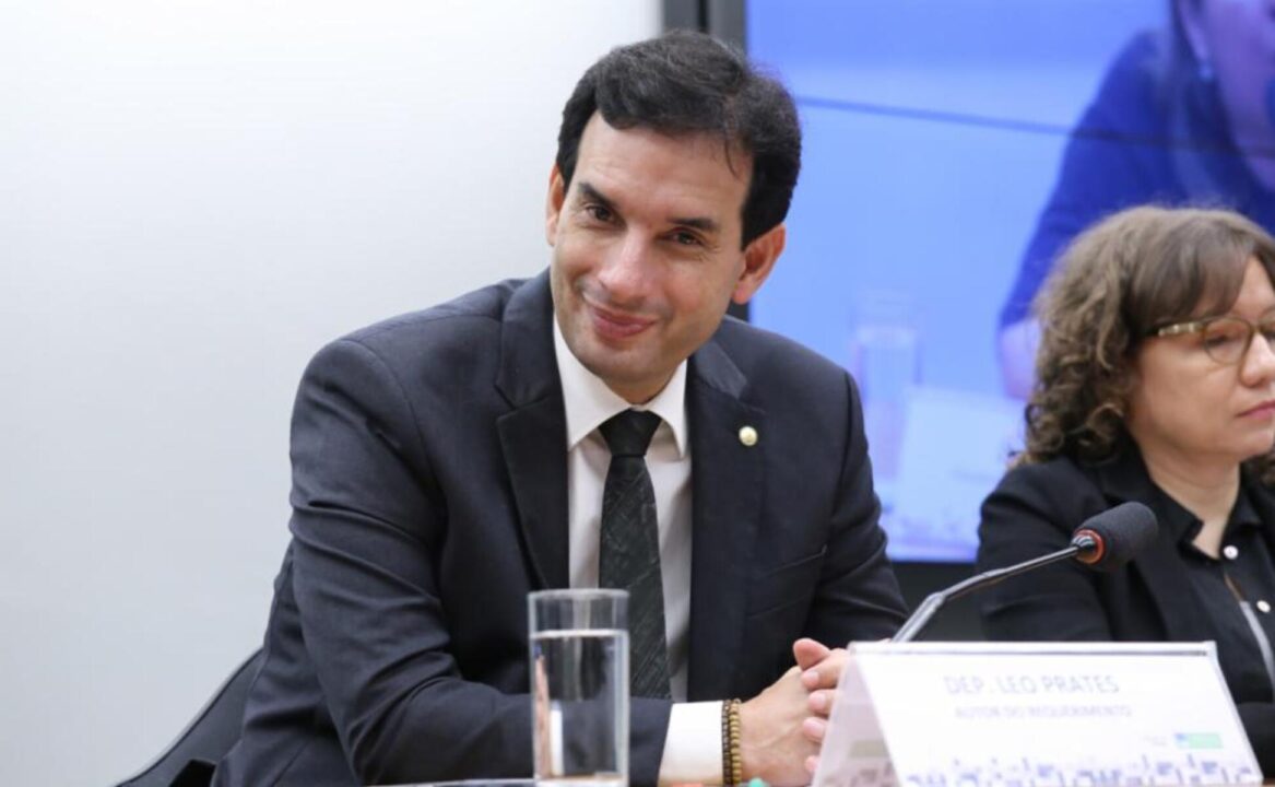 Motta escolhe Leo Prates como relator de PEC do fim da escala 6×1