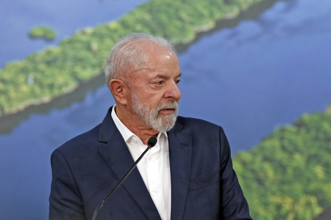 Deputado aciona PGR para investigar contratação de navios para a COP30