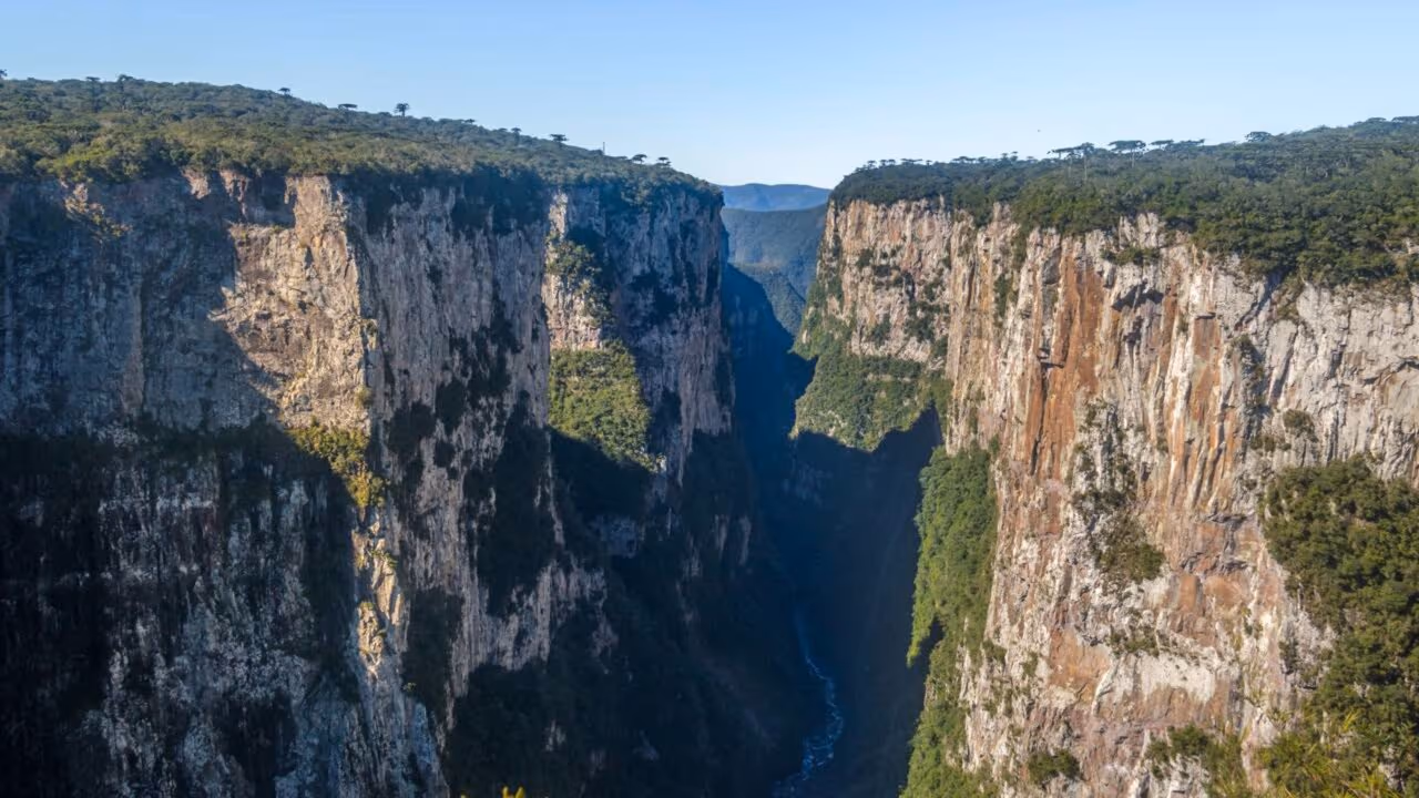 A Terra dos Cânions a 1.031 metros de altitude: o destino gaúcho chancelado pela UNESCO que abriga os maiores desfiladeiros da América do Sul