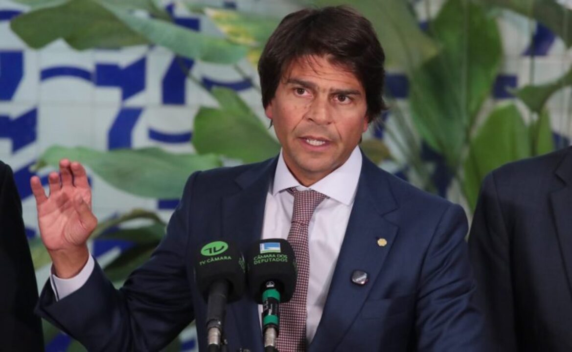 “Não podemos tirar do povo direito de escolher governador do RJ”, diz Pedro Paulo