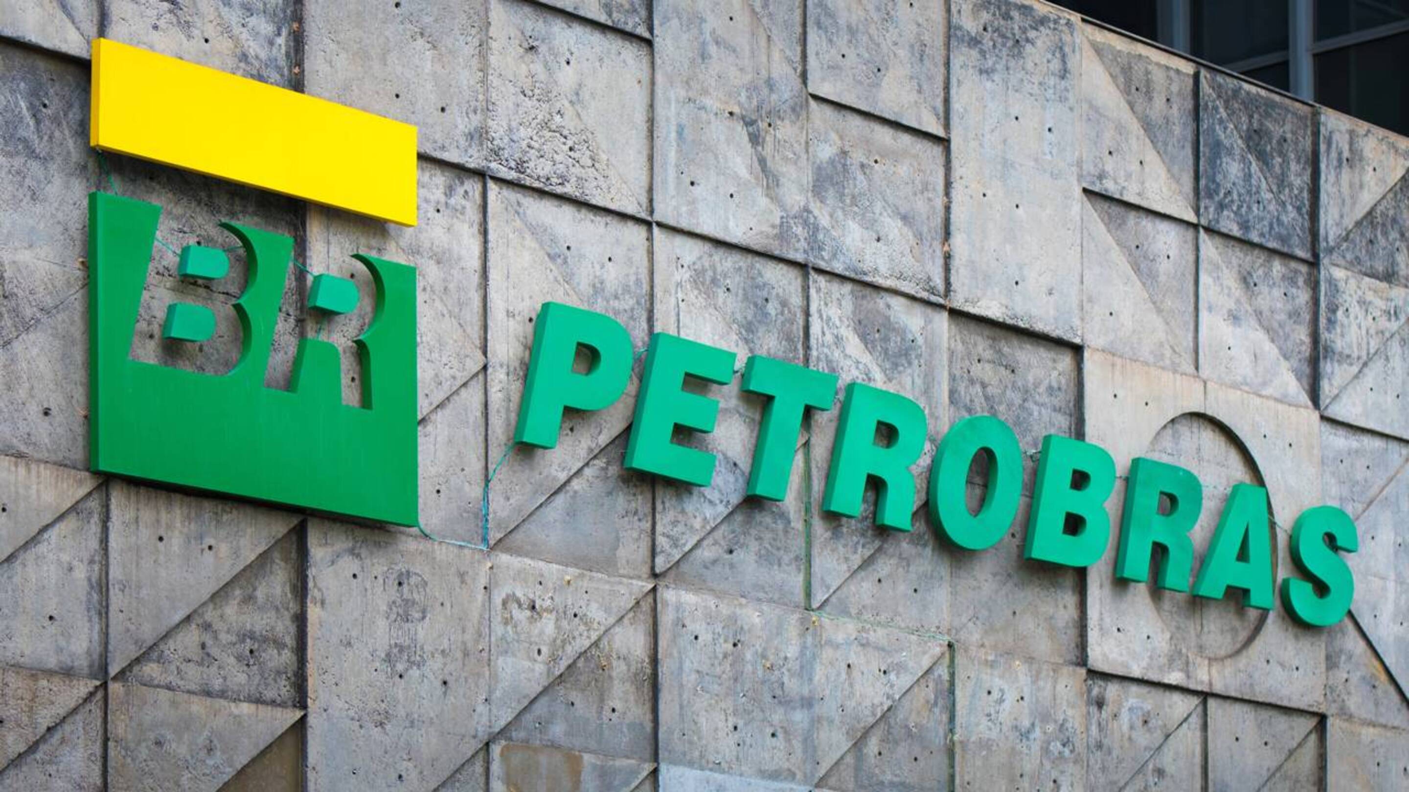 Novo aciona TCU contra publicidade da Petrobras ligada ao governo Lula
