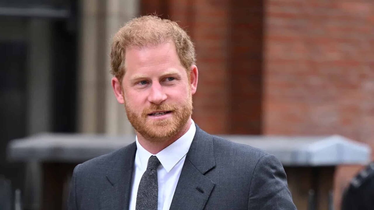 Príncipe Harry diz que ‘sempre fará parte’ da família real