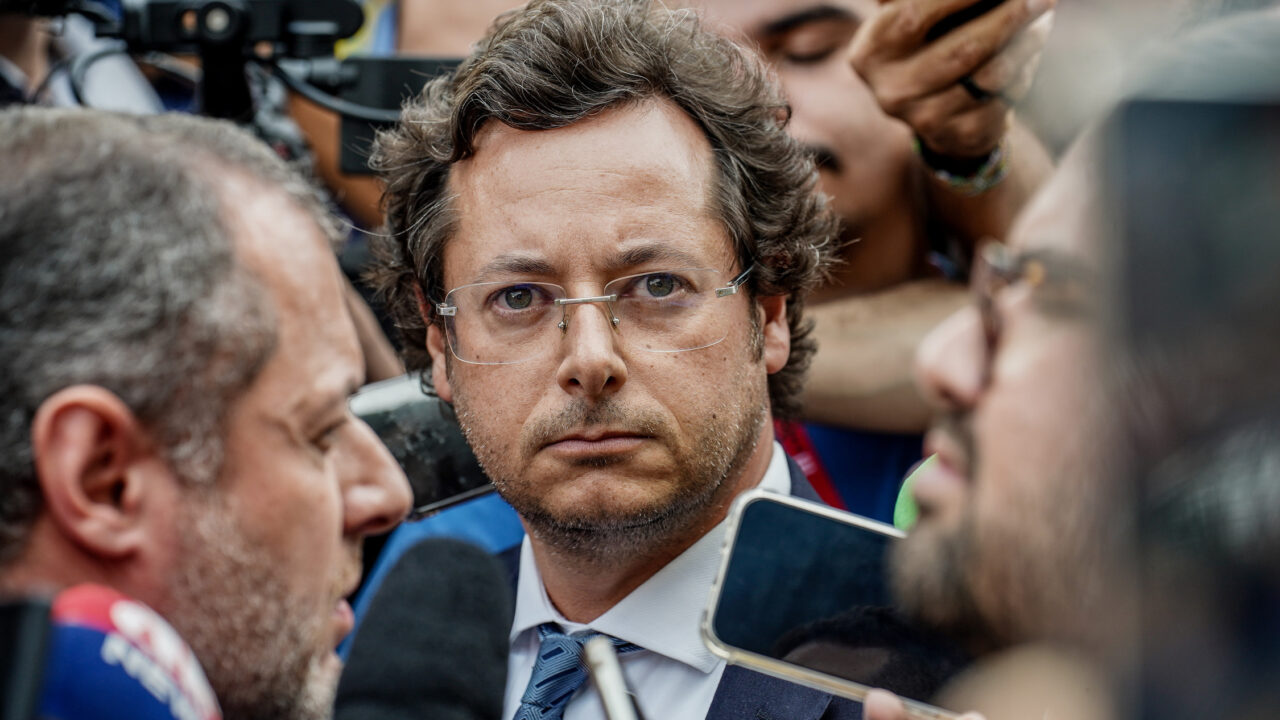 Crusoé: Wajngarten explica atuação na defesa de Vorcaro