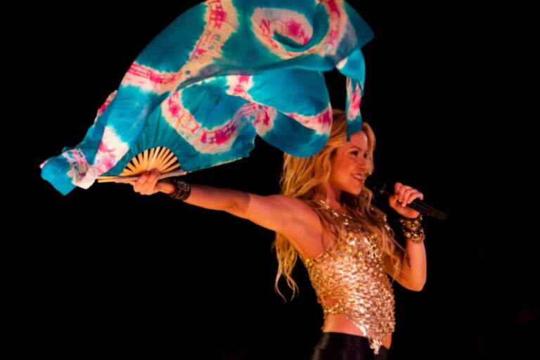 Vai ver a Shakira no Rio? Relembre 5 shows marcantes da cantora no Brasil