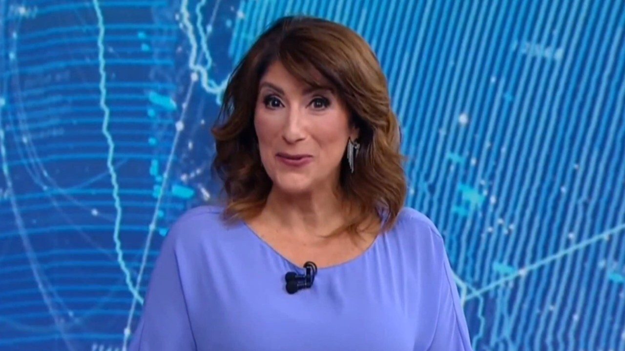 Apresentadora do SBT passa mal ao vivo durante telejornal