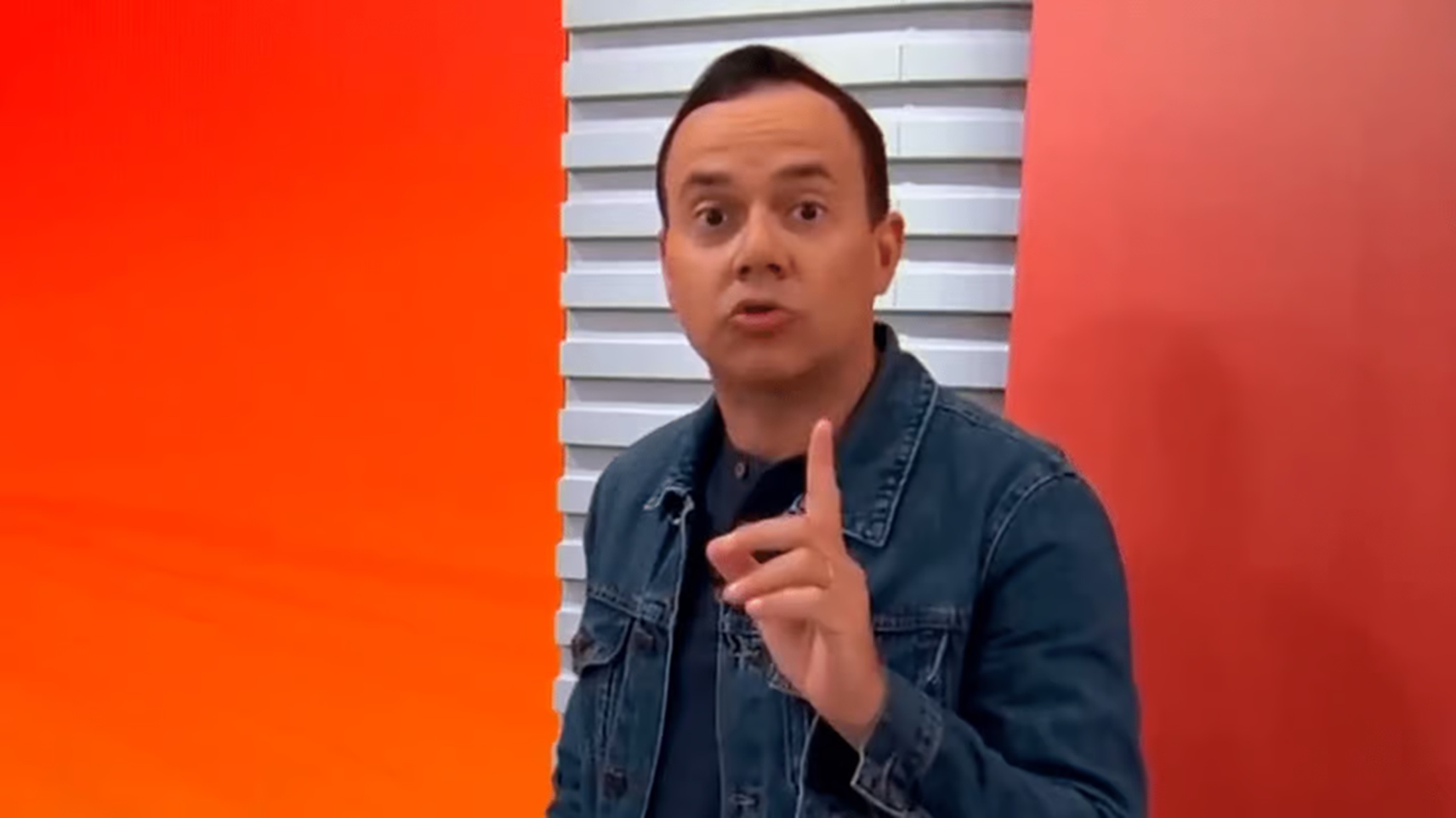 Globo escala apresentador pra fazer churrasco na Copa