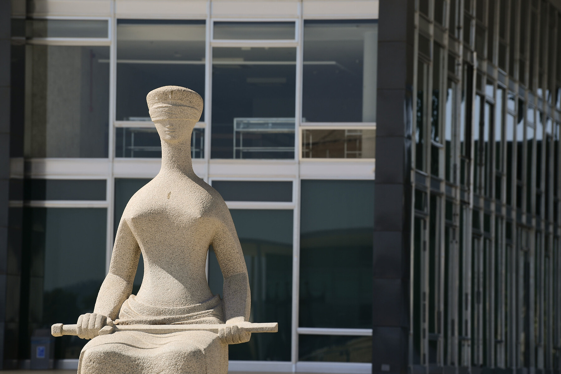 Psol aciona STF contra liberação de repasses a municípios inadimplentes