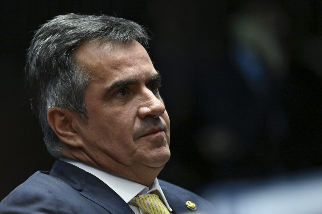Crusoé: Mendonça proíbe contato entre Ciro Nogueira e o irmão