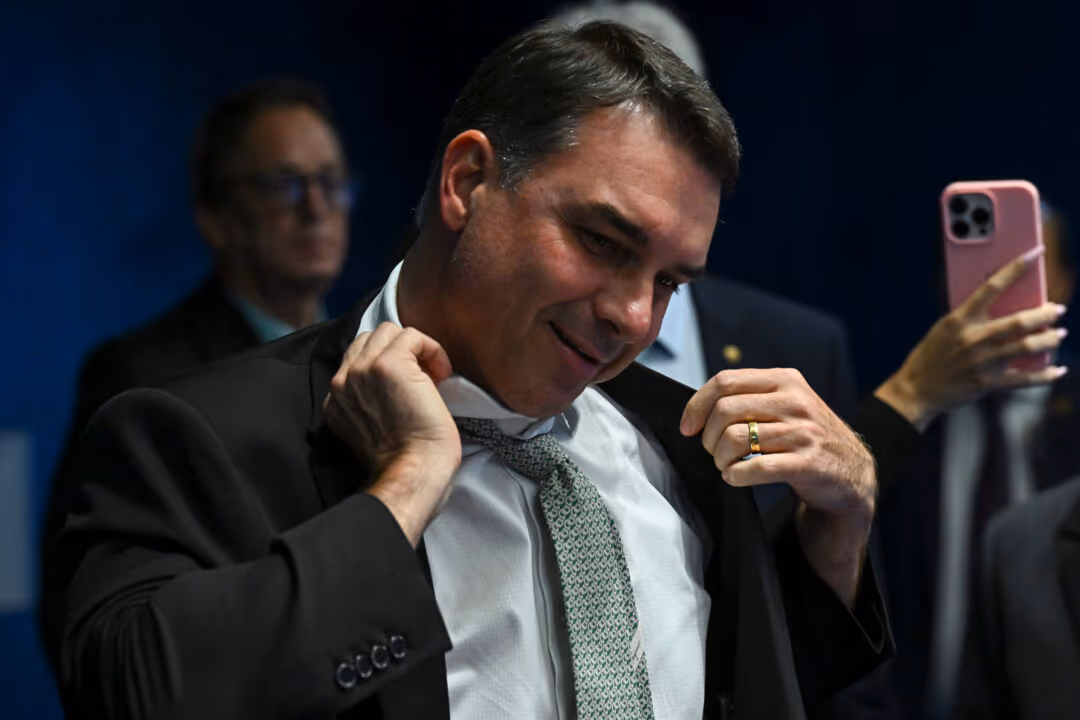 PL descarta “plano B” para eleição presidencial após reunião com Flávio