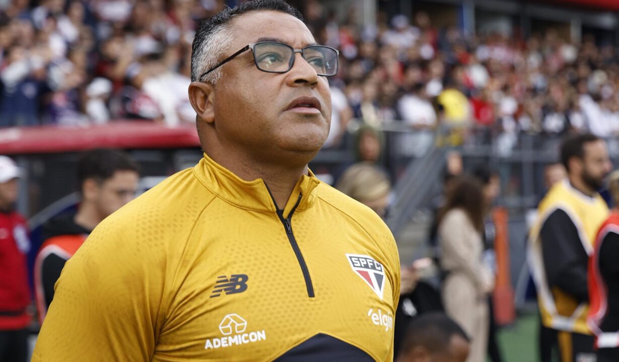 Rodolfo Borges na Crusoé: A Ilíada de Roger Machado