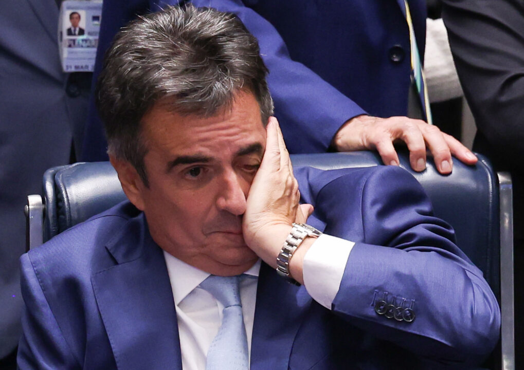 Crusoé: O plano do Centrão