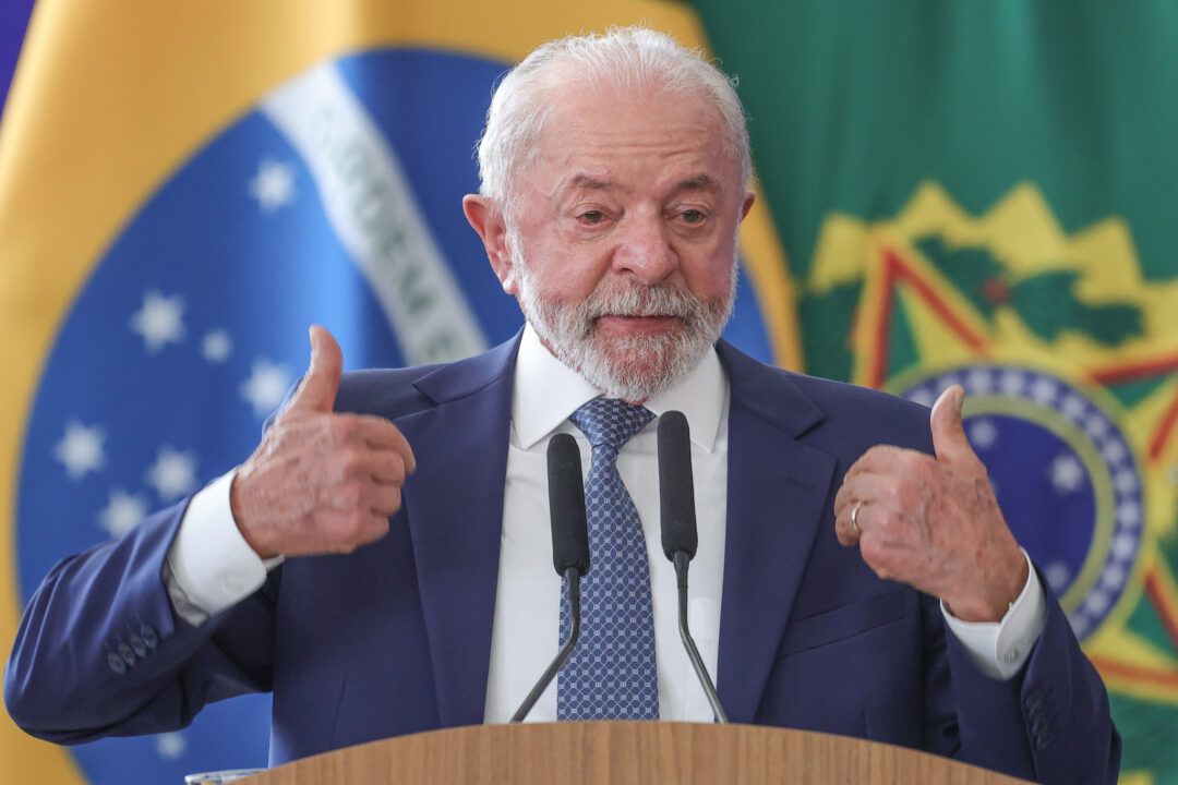 Governistas comemoram (com cautela) áudios entre Flávio e Vorcaro