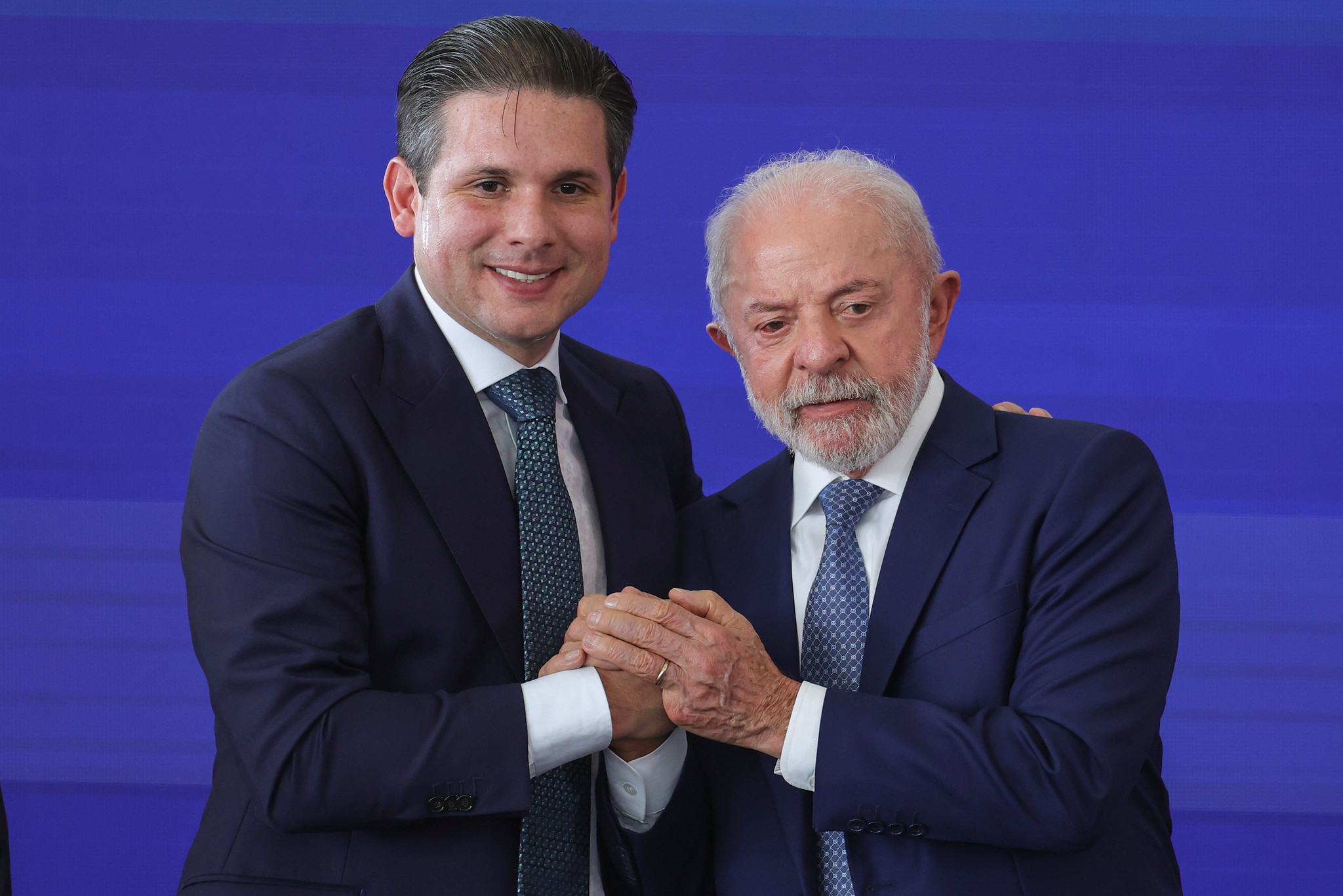 O acordo de Motta com o governo para votar a PEC do fim da escala 6×1