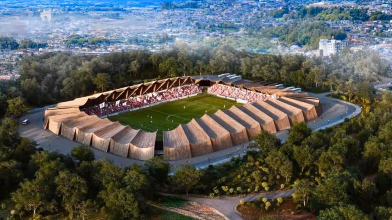 Enquanto estádios modernos dependem de concreto e aço, Japão terá arena construída por torcedores com madeira reciclada e água da chuva