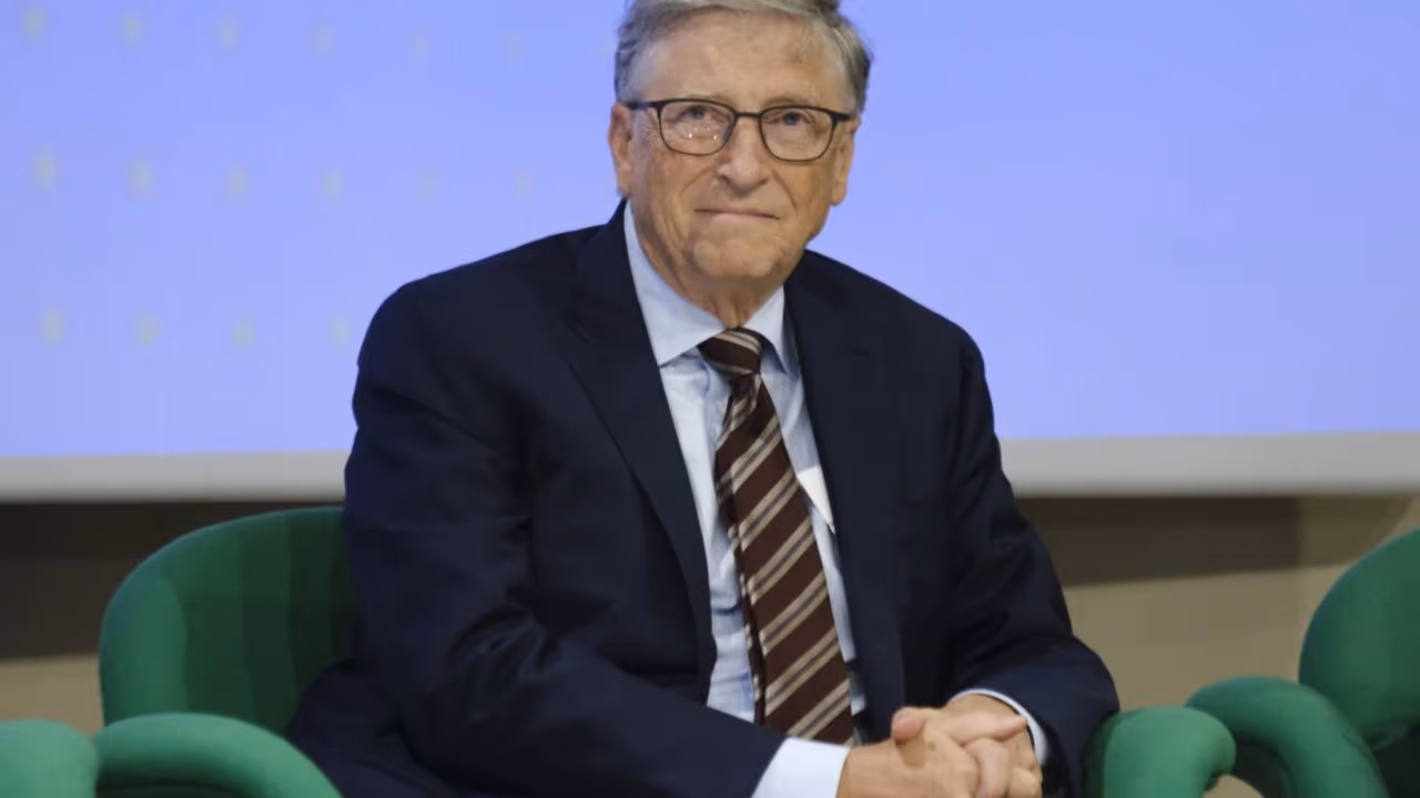 Bill Gates, bilionário da tecnologia: “Escolho uma pessoa preguiçosa para fazer um trabalho difícil, porque uma pessoa preguiçosa encontrará uma maneira fácil de o fazer”