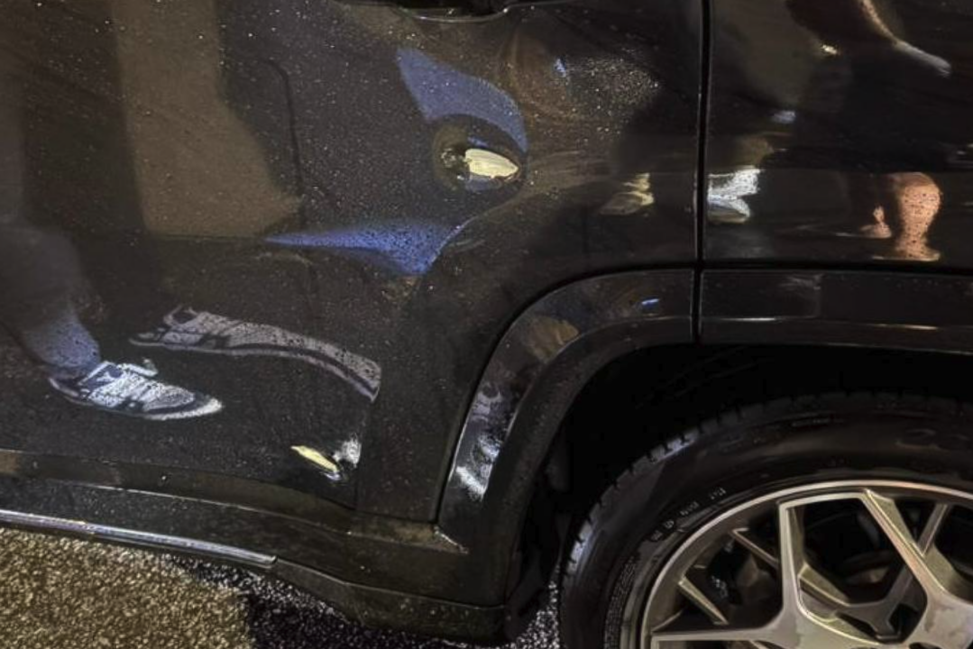 Carro de deputado é alvo de tiros no Rio