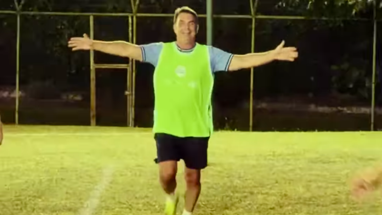 Flávio divulga DVD com ‘hat trick’