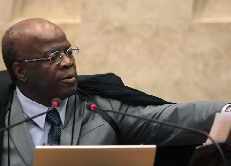 “Quem não estiver com Joaquim Barbosa está fora do partido”