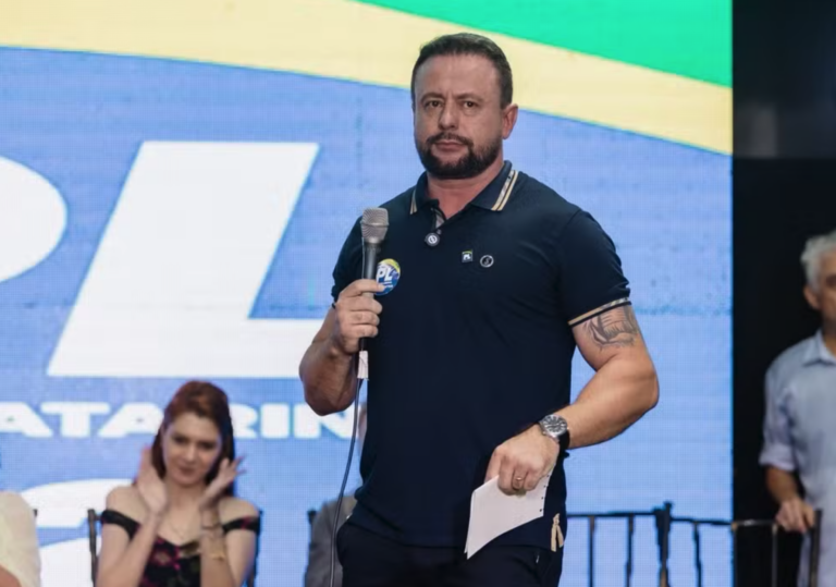Presidente do PL em Navegantes passa mal e morre após jogo de futebol