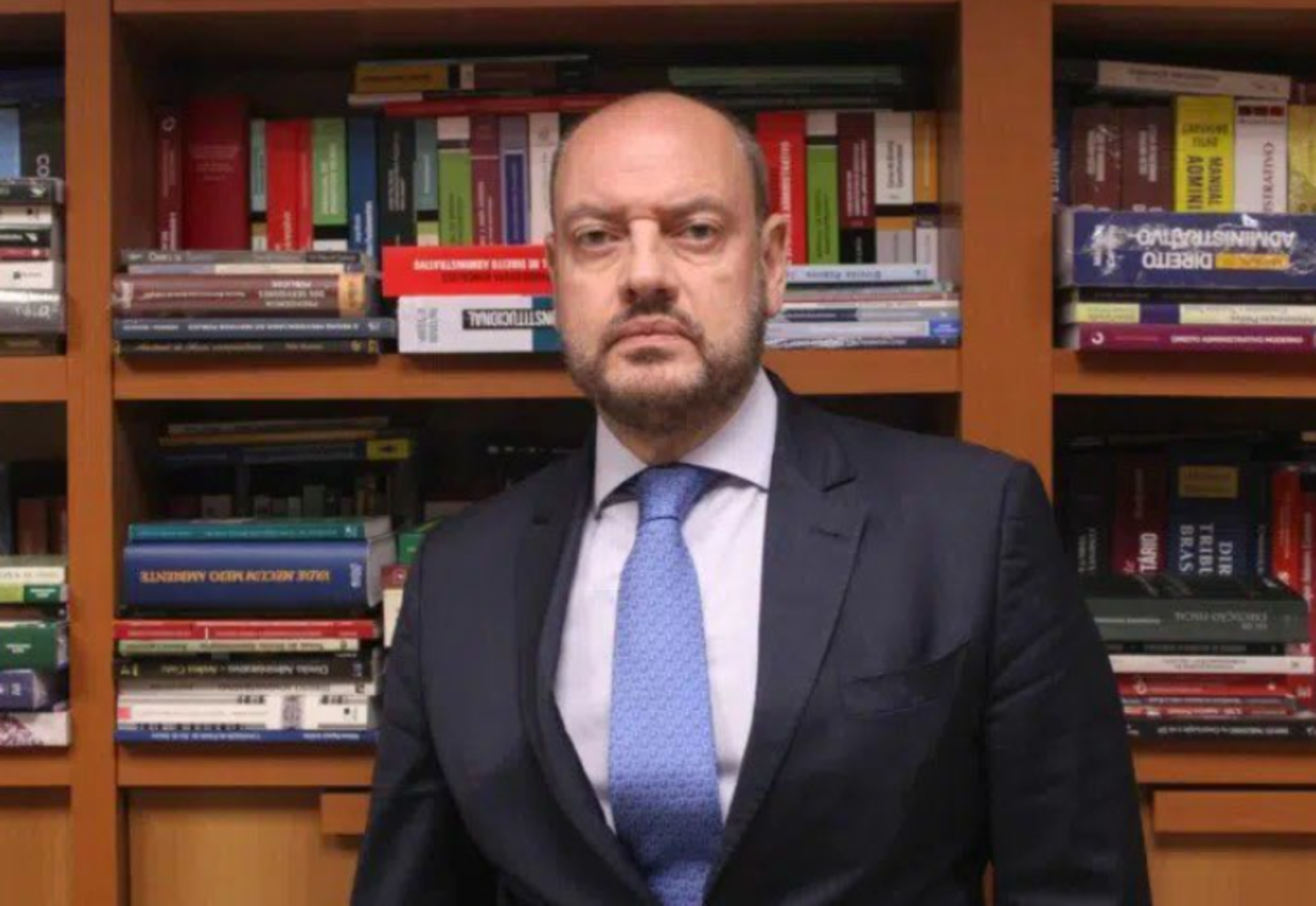 Rio tenta recuperar R$ 1,4 bi investidos no Master