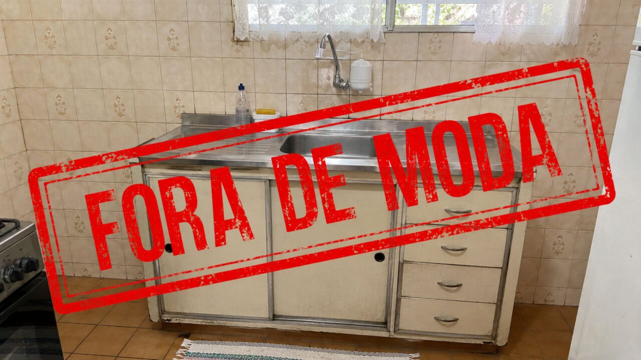 Adeus bancada simples: península flutuante de cerâmica une acabamento sofisticado e estrutura resistente para o dia a dia