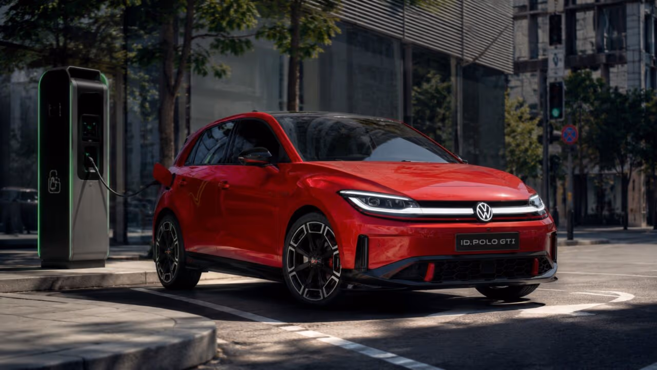 Volkswagen revela o terror dos chineses e ressuscita a alma clássica dos hatches esportivos para a nova era elétrica