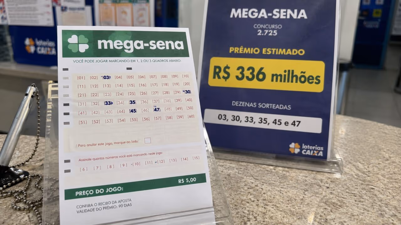 Dois bilhetes garantem prêmio gigante de R$ 336 milhões na Mega-Sena especial neste domingo (30): veja resultado