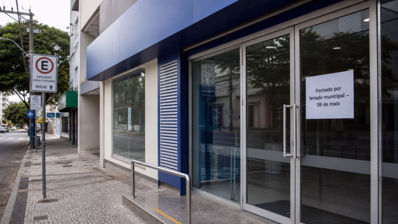 Horário de funcionamento dos bancos muda hoje, dia 06