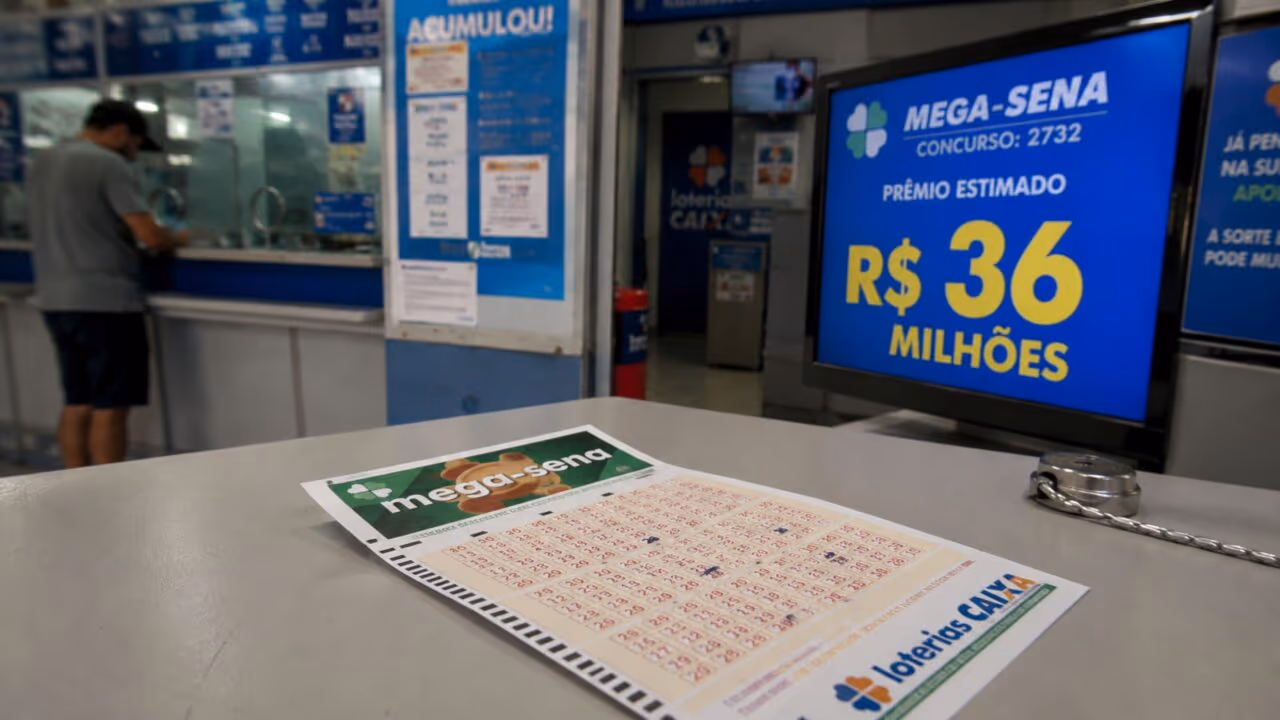 Organizadores da Mega-Sena alertam a todos que querem apostar no sorteio de hoje até as 20 horas