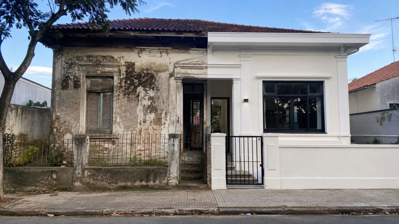 Homem compra casa abandonada de 65 m² por R$ 400 mil; hoje, após reforma, ela vale próximo de R$ 1 milhão