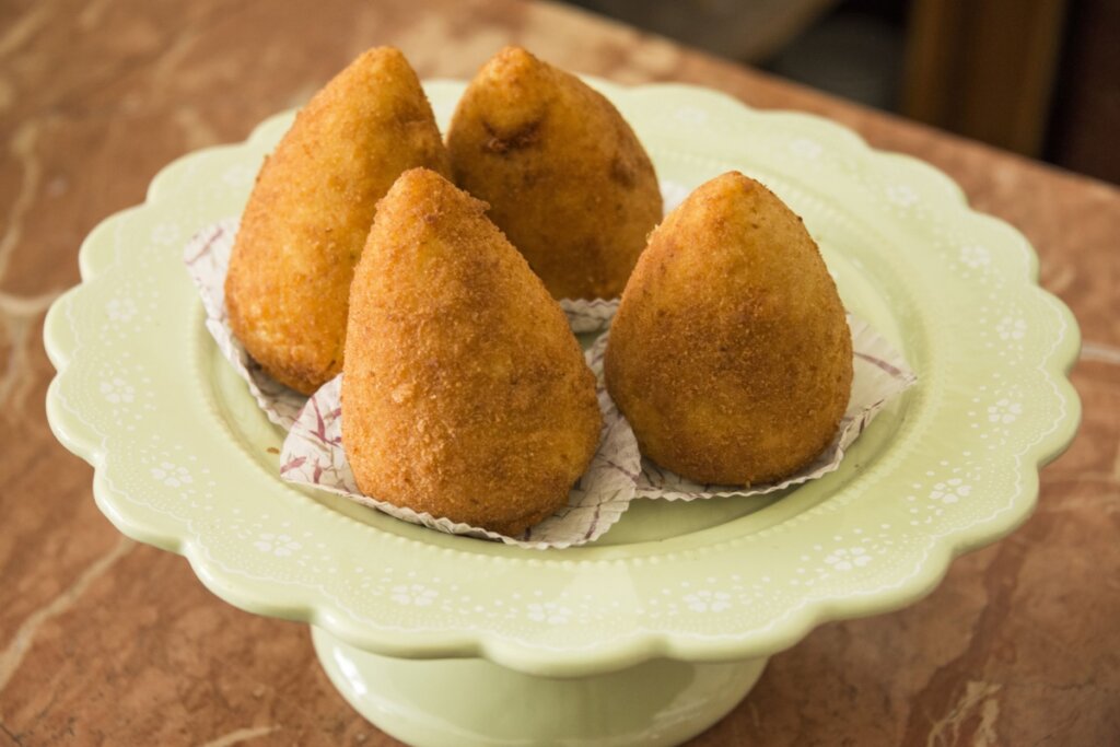 Coxinha proteica: 3 receitas saudáveis e deliciosas para o lanche da tarde