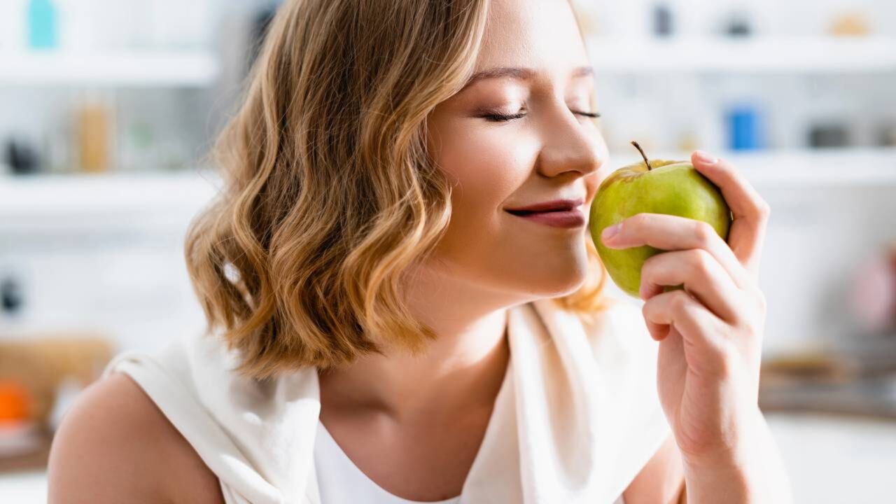 Diabetes essa fruta ajuda a regular o açúcar e o hábito matinal que transforma sua saúde