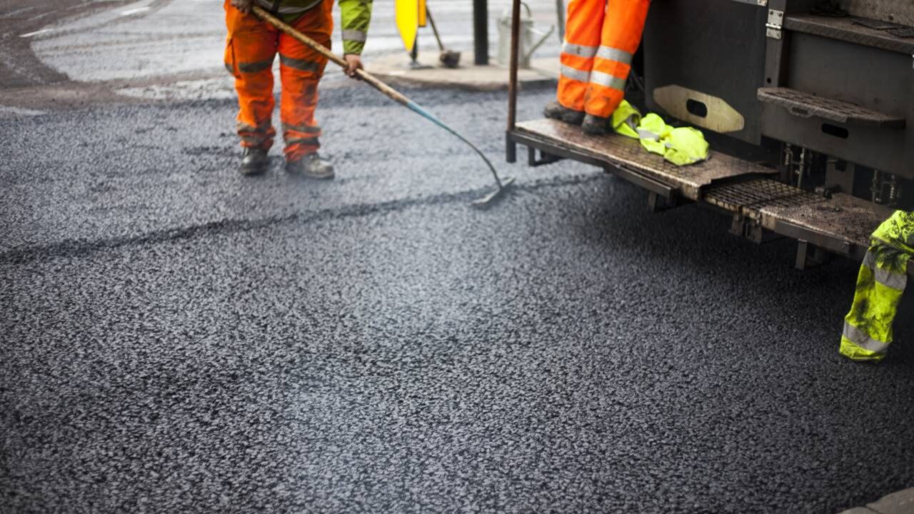 Esse é o asfalto inovador e sustentável que será instalado a partir deste ano nas ruas dessa cidade