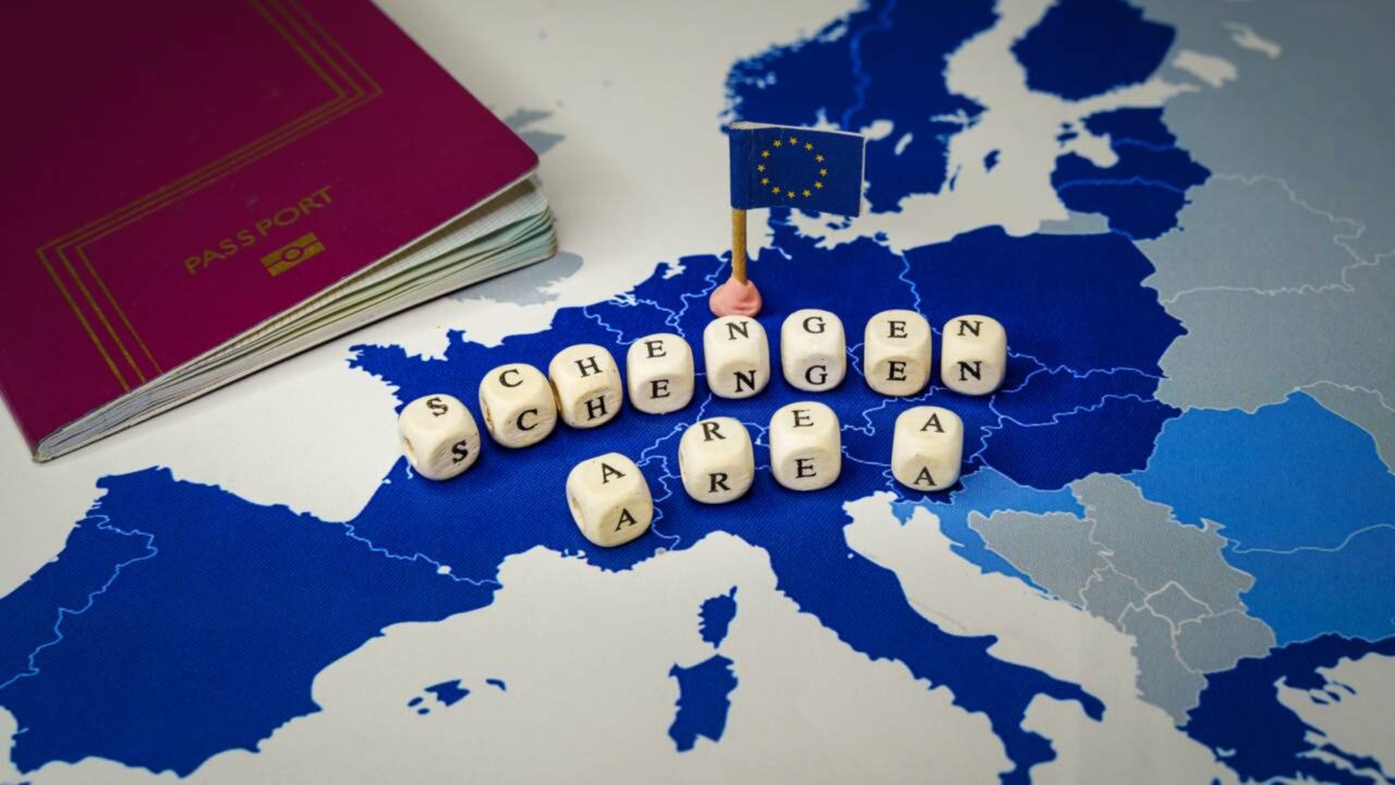 Europa encaminha mudança que afeta diretamente turistas brasileiros