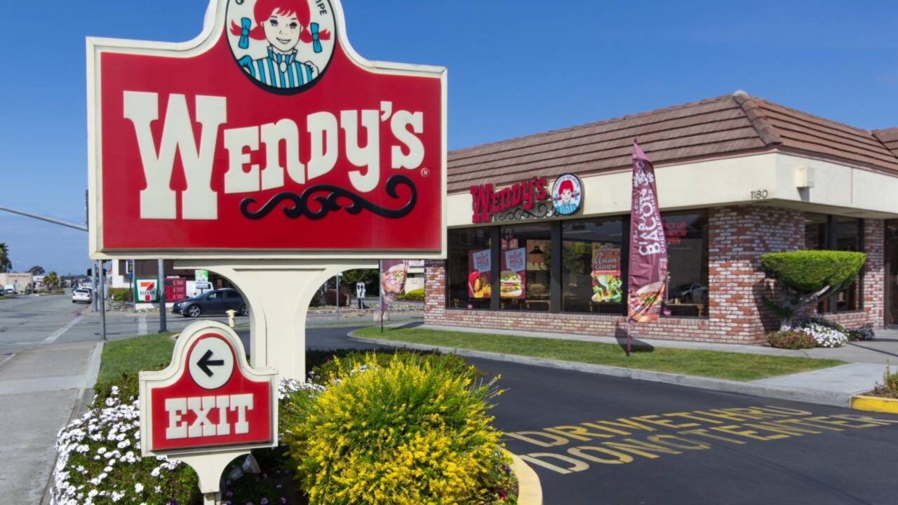 Famoso rede de fast food se despede mais de 300 lojas vão fechar as portas