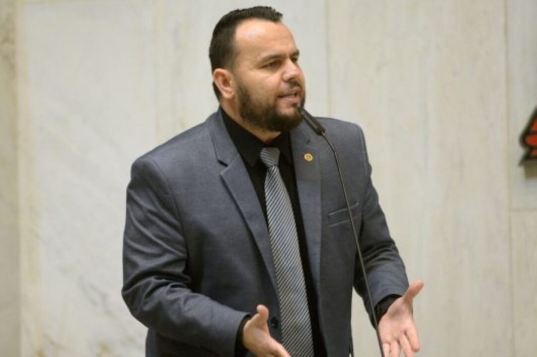 Comitiva do PL vai ao Texas visitar “padrinho” Eduardo