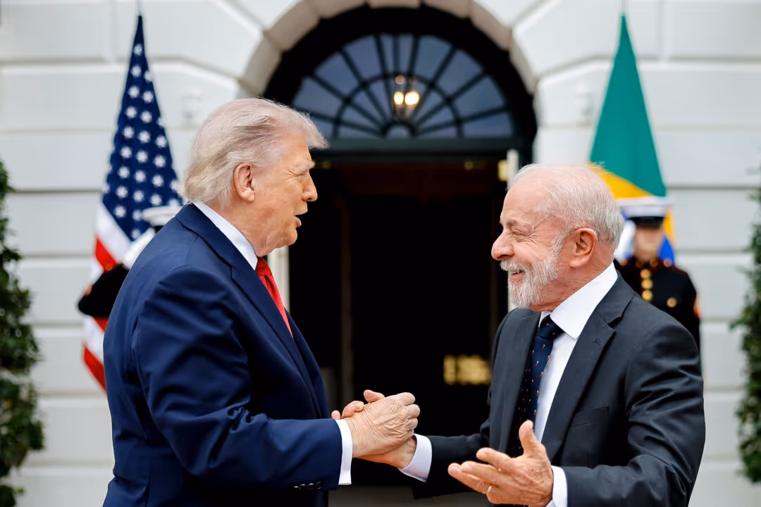 “Não poderia me importar menos”, diz Trump sobre Lula