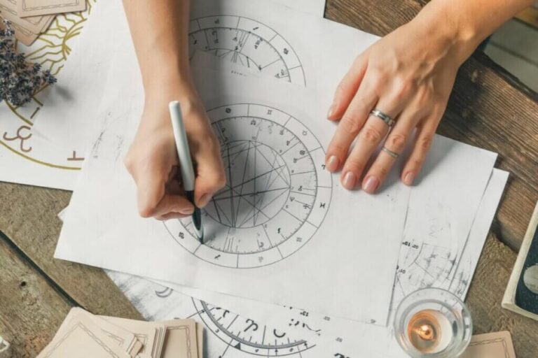 Mapa astral e espiritualidade: 9 posicionamentos que indicam forte intuição e proteção divina