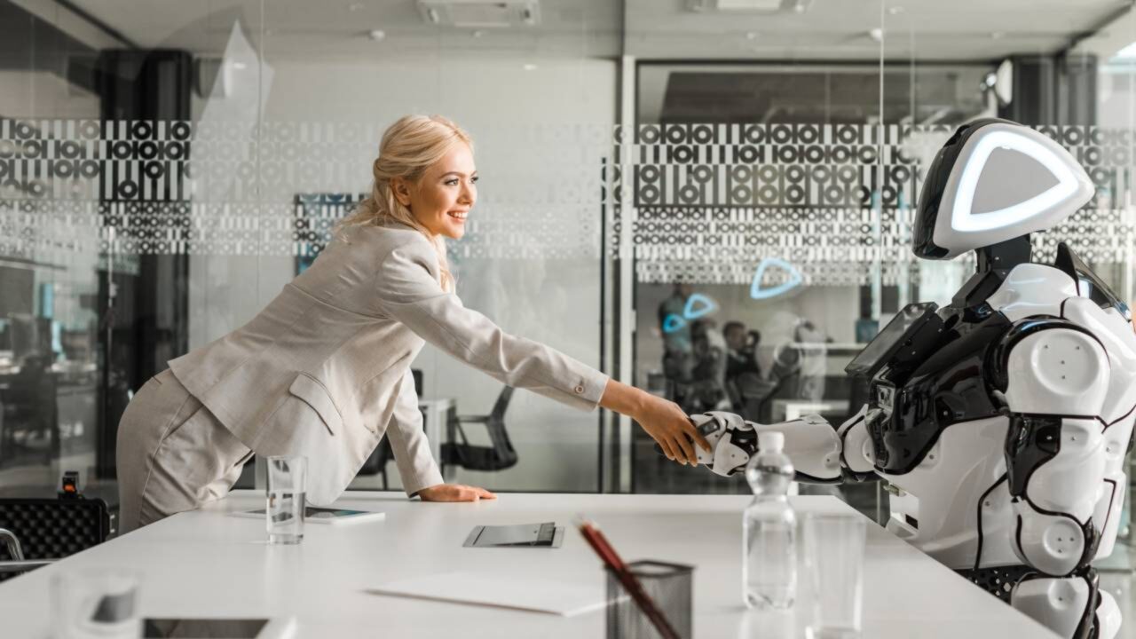 O que dizem os estudos sobre inteligência artificial e pessoas que são educadas e dizem obrigado para o ChatGPT
