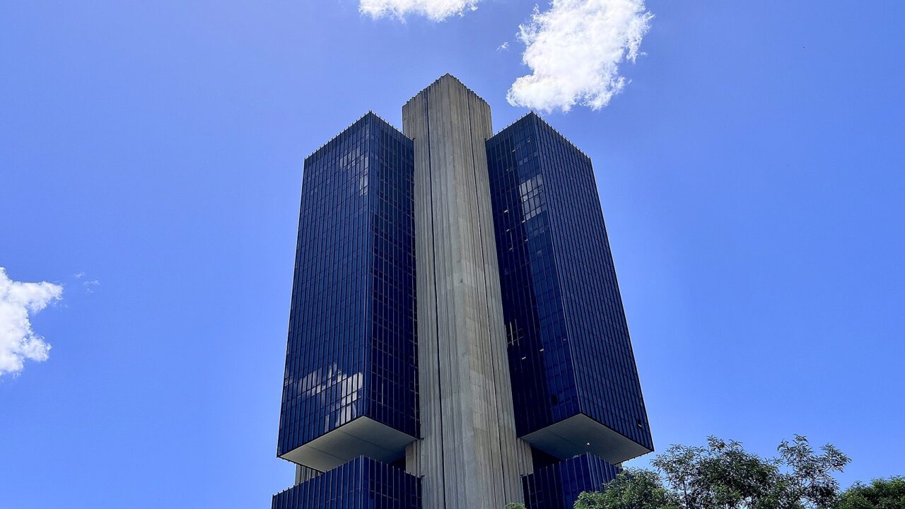 Crusoé: O que muda para os CDBs com as novas regras do FGC