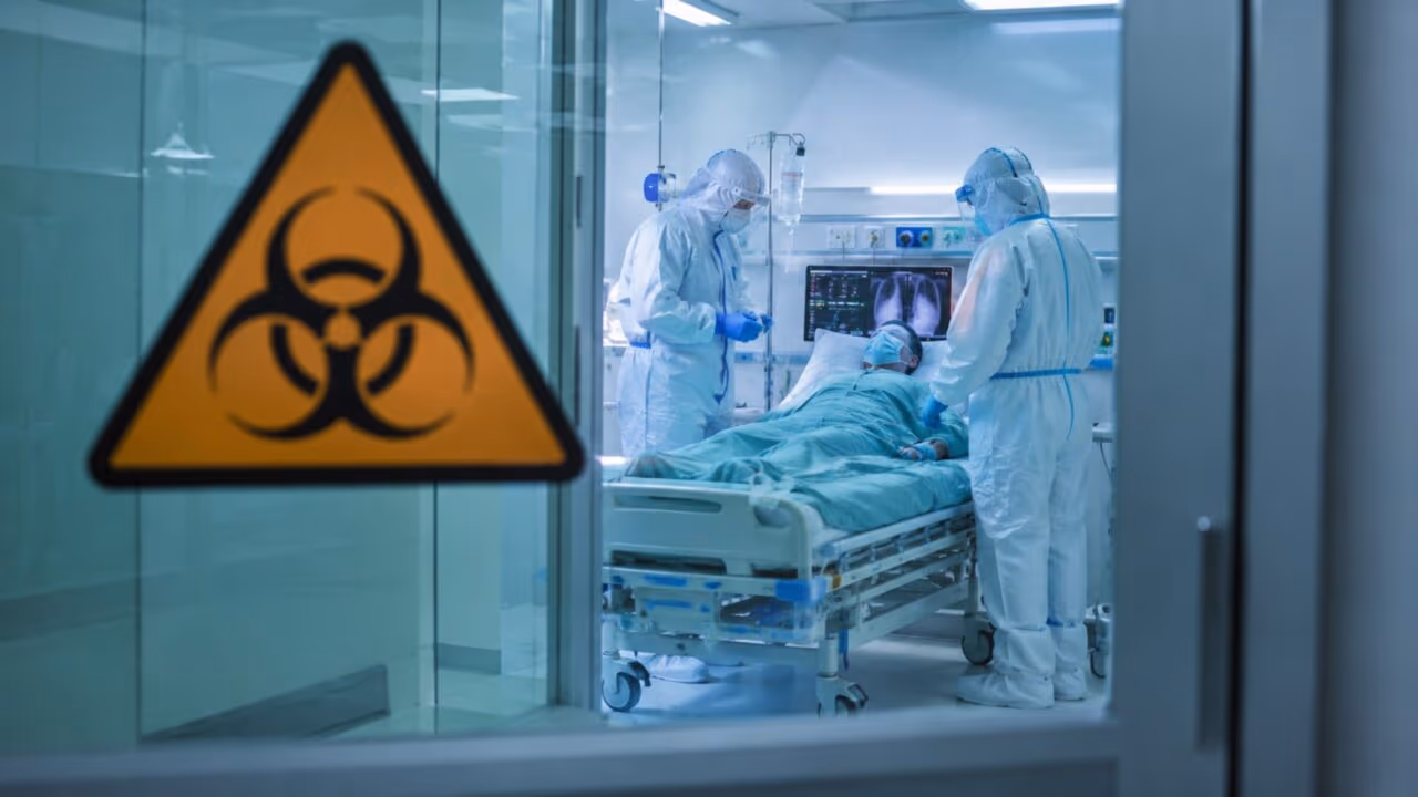 Paciente com suspeita de Ebola é isolado e situação provoca alerta na Europa