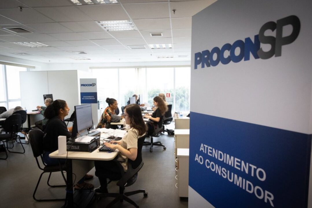 Endividamento crônico motiva mais acordos no Procon-SP