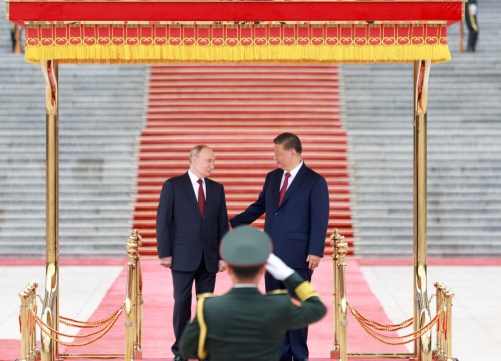 Crusoé: Xi Jinping deixa clara sua preferência por Putin