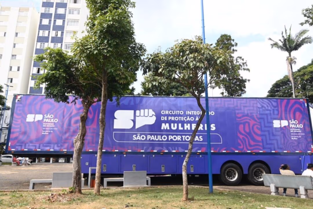 SP lança unidade móvel de proteção a mulheres