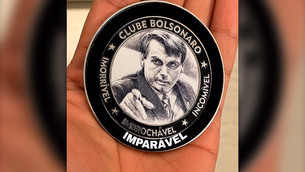 Crusoé: Flávio vai colocar um quarto ‘i’ na medalha do pai?