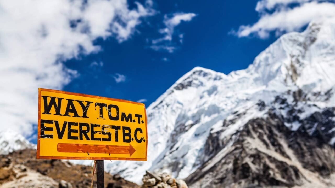 Montanha no Equador supera o Everest em uma disputa que quase ninguém conhece