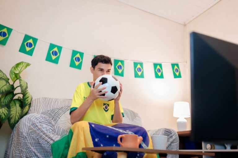 Coração na Copa do Mundo: veja como o excesso de emoção pode afetar a saúde